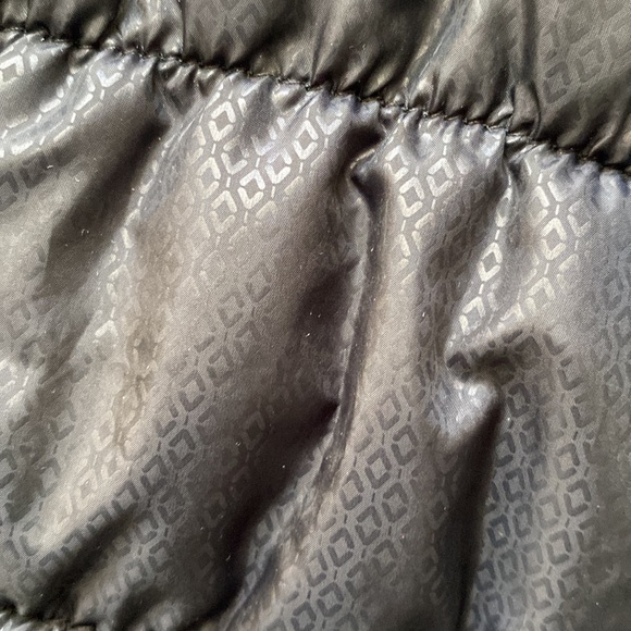 Black puffer jacket - Picture 6 of 6